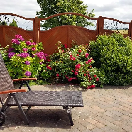 Hébergement de vacances Mit Drei Baedern In *